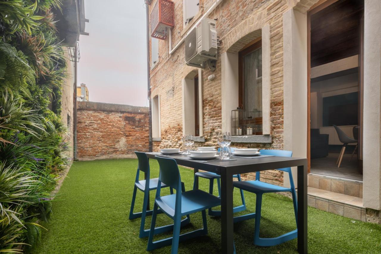 Castello Apartment With Garden R&R Βενετία Εξωτερικό φωτογραφία