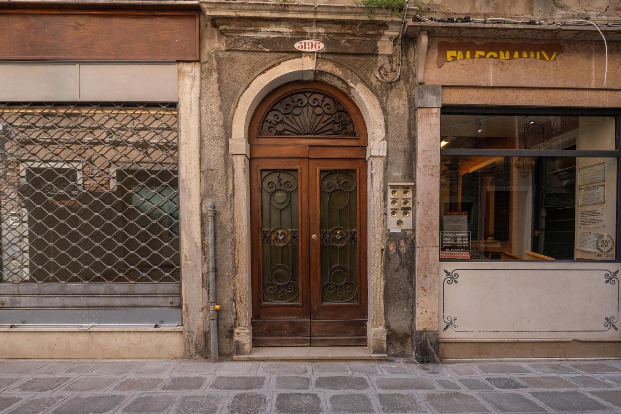 Castello Apartment With Garden R&R Βενετία Εξωτερικό φωτογραφία